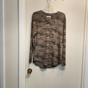 Magellan Outdoors Camo Long Sleeve Tee